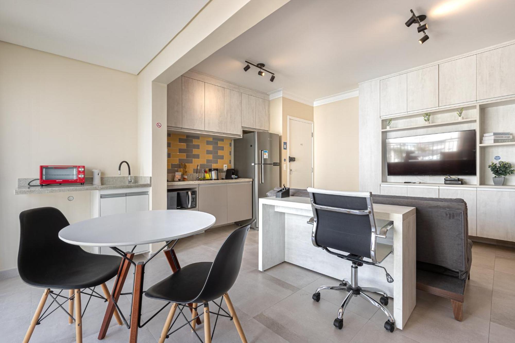 Apartamento Easy Star - Iluminado No Campo Belo - Uo01h *