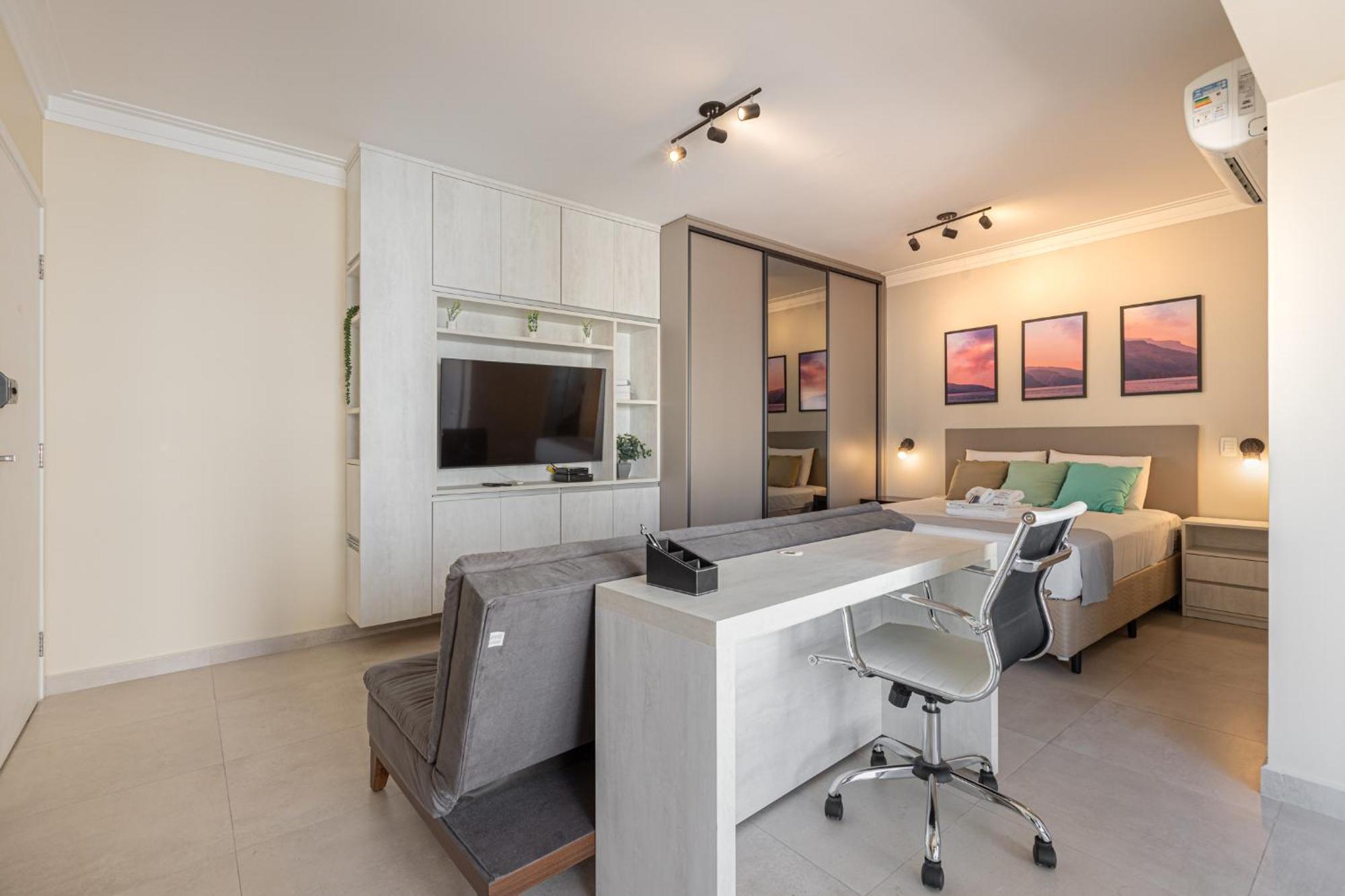 Apartamento Easy Star - Iluminado No Campo Belo - Uo01h